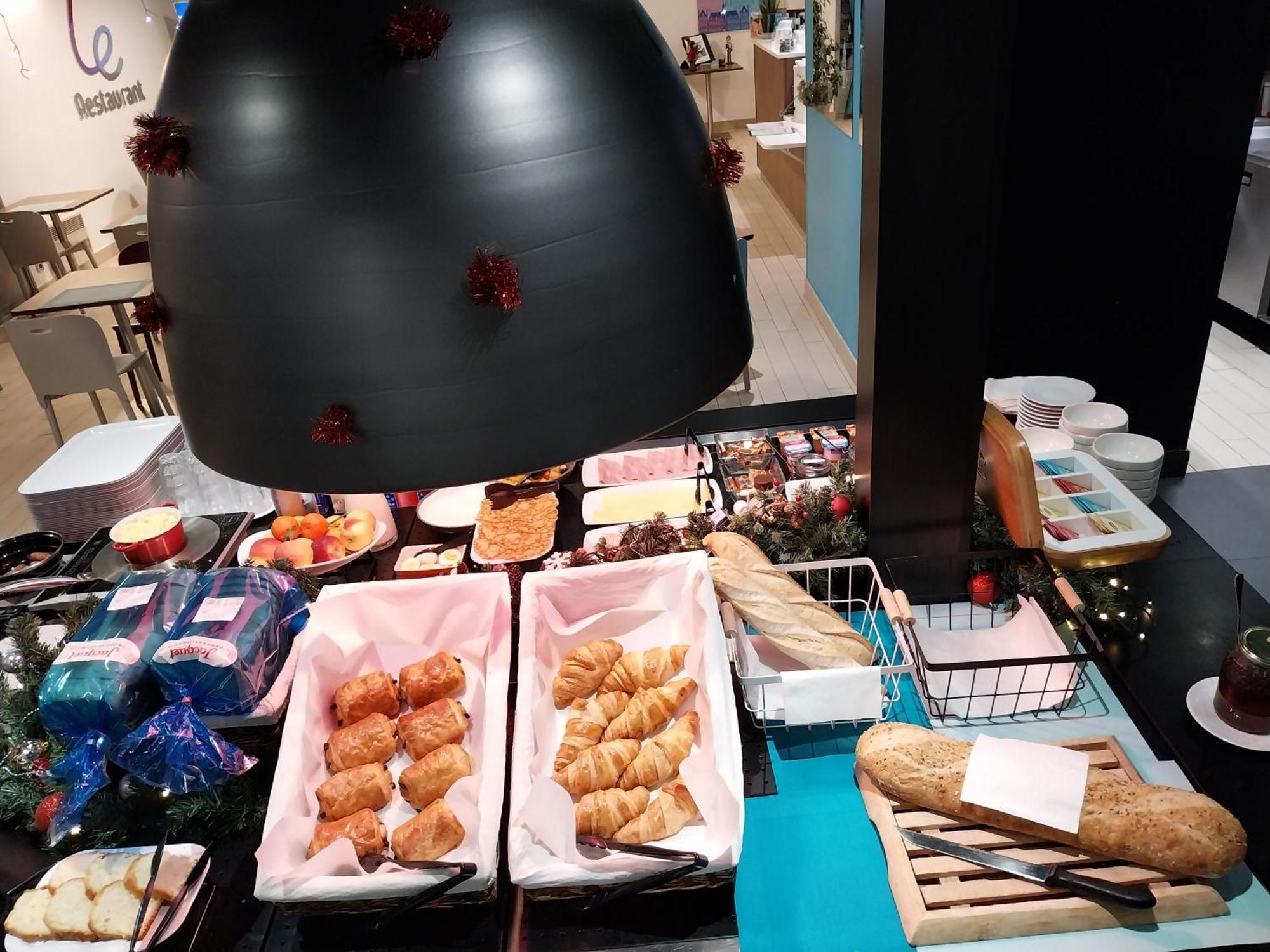 Kyriad Direct Marseille Est La Valentine 拉佩讷叙尔于沃讷 外观 照片