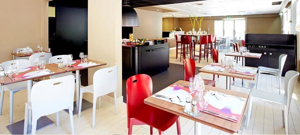 Kyriad Direct Marseille Est La Valentine 拉佩讷叙尔于沃讷 外观 照片
